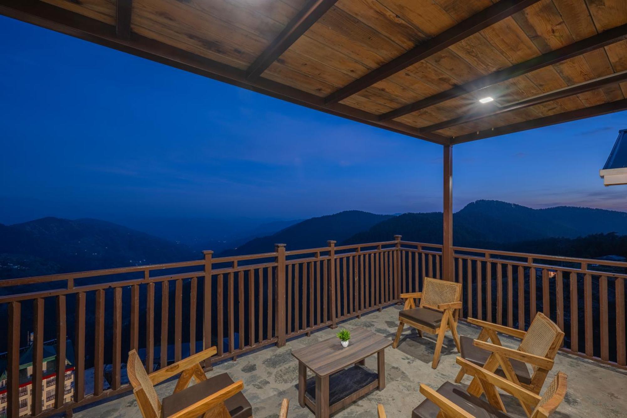 Hotel Wood Winds - A Best Valley View Hotel ชิมลา ภายนอก รูปภาพ